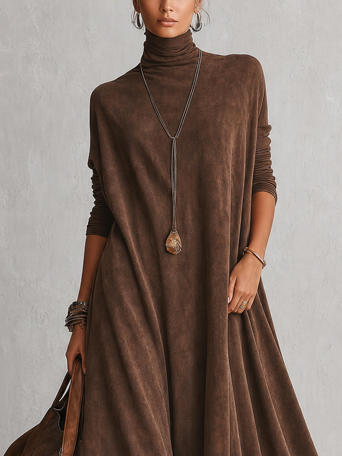 Robe Maxi Longue à Manches Longues en Suédine Marron Vintage