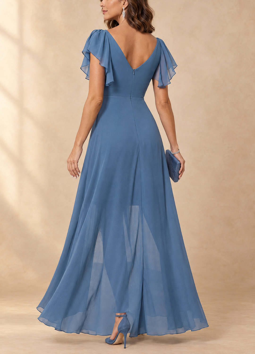 Robe longue en chiffon Denise Danoir Paris avec manches volantes et style haut-bas, élégante et fluide.