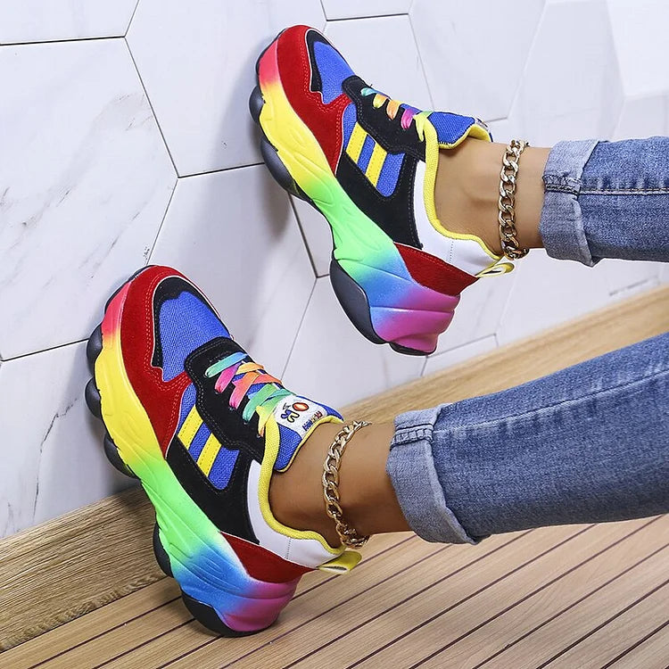 Baskets colorées Isolina confortables de Danoir Paris, vue latérale des chaussures multicolores