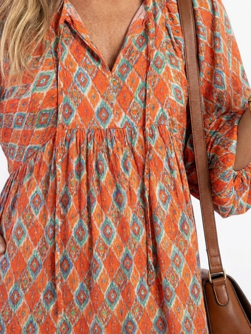 Amara | Robe Midi à Motif Géométrique avec Décolleté en V
