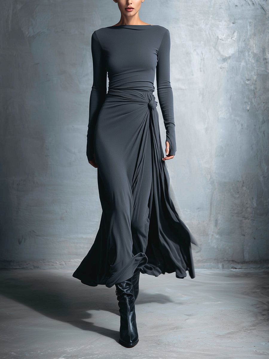 Robe maxi Naomie Danoir Paris avec nœud latéral, tissu fluide et élégance, portée en style décontracté ou habillé.