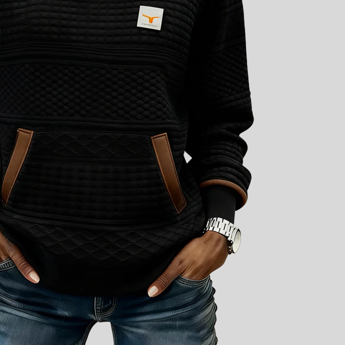 Sweat-shirt Danoir Paris Etta avec texture et blocs de couleur, vue de face, en coton doux et style décontracté.