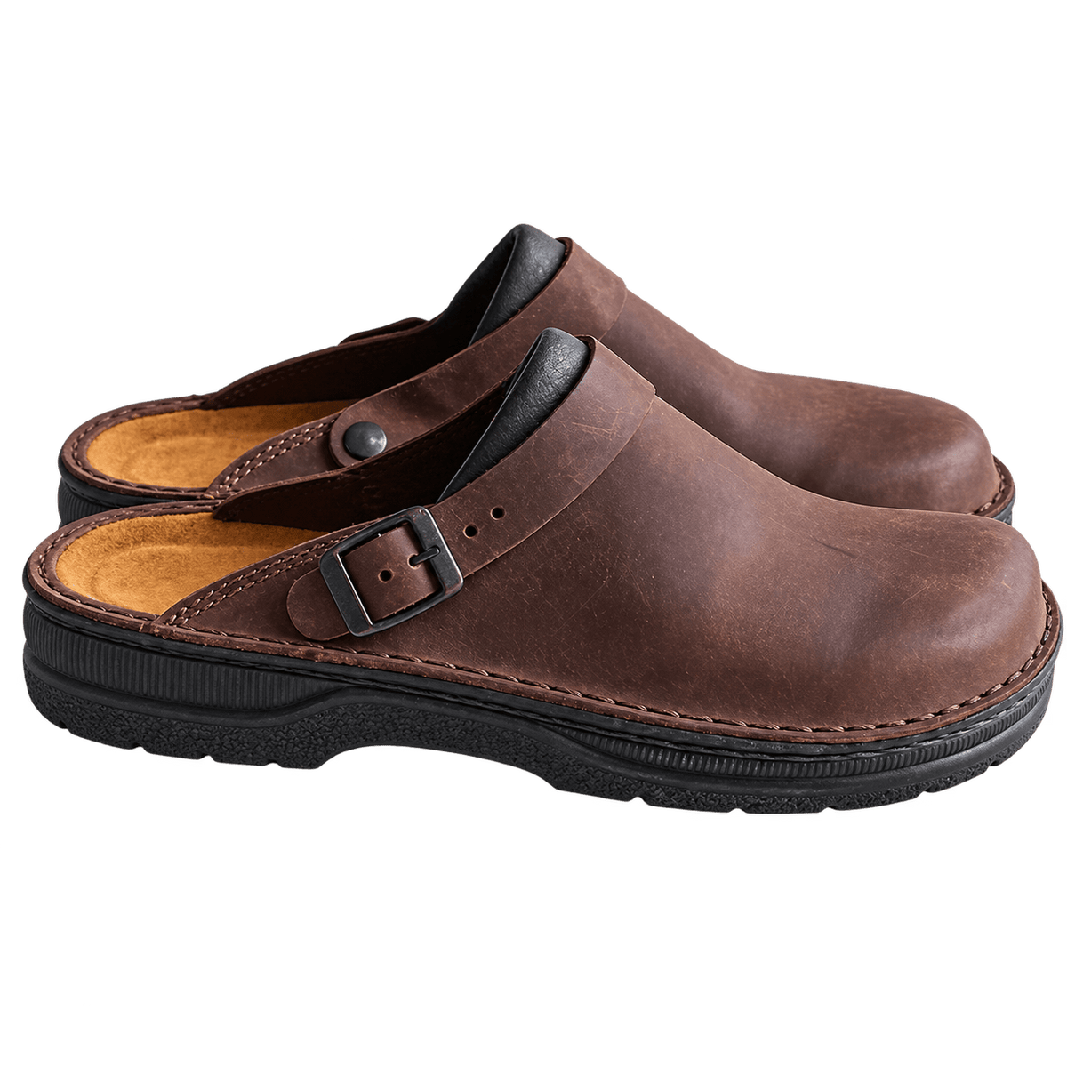 Chaussures slip-on Danoir Paris Carter, confortables en cuir noir, avec semelle souple et design élégant.