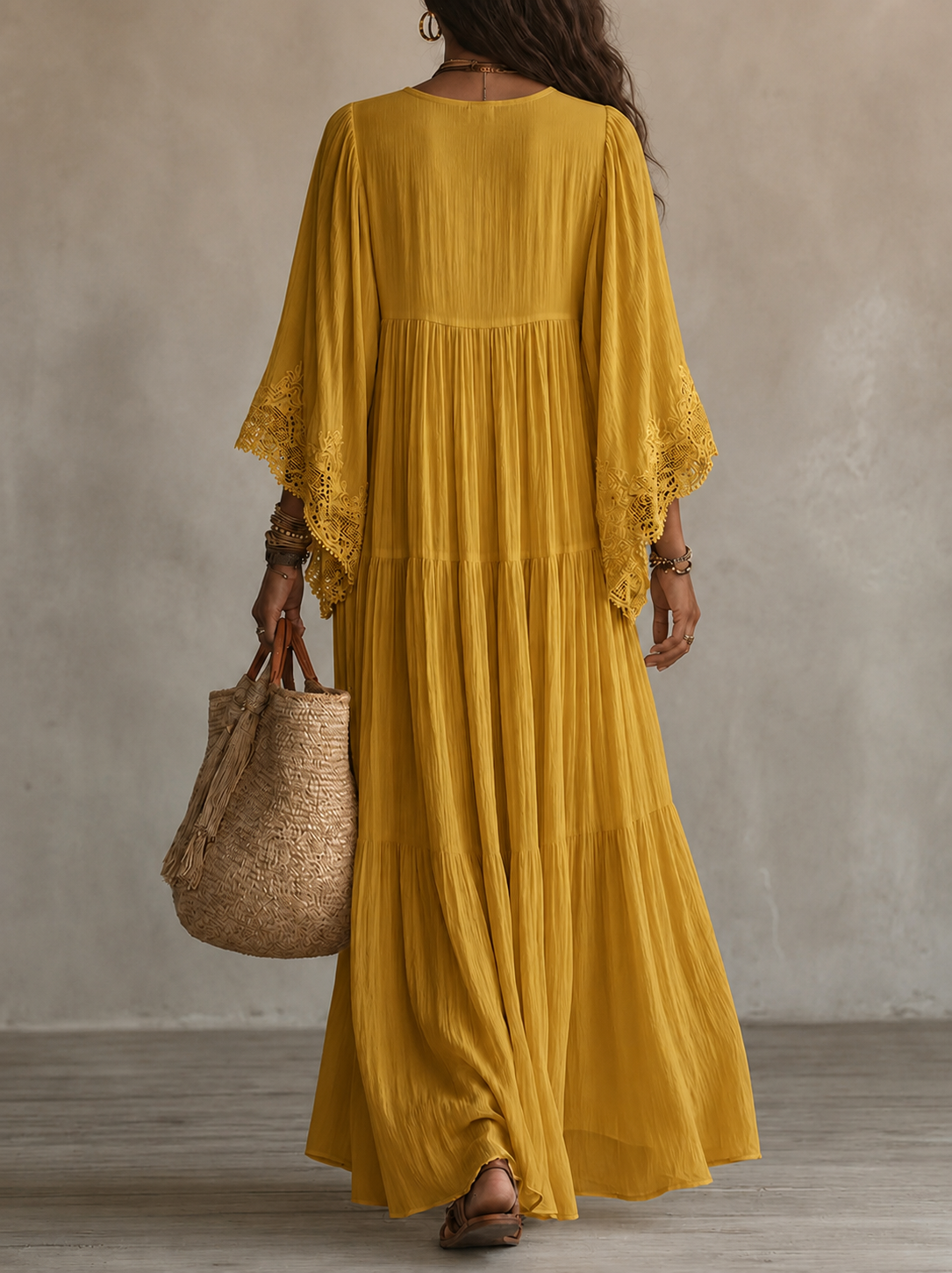 Celeste | Robe longue en chiffon ivoire et dentelle