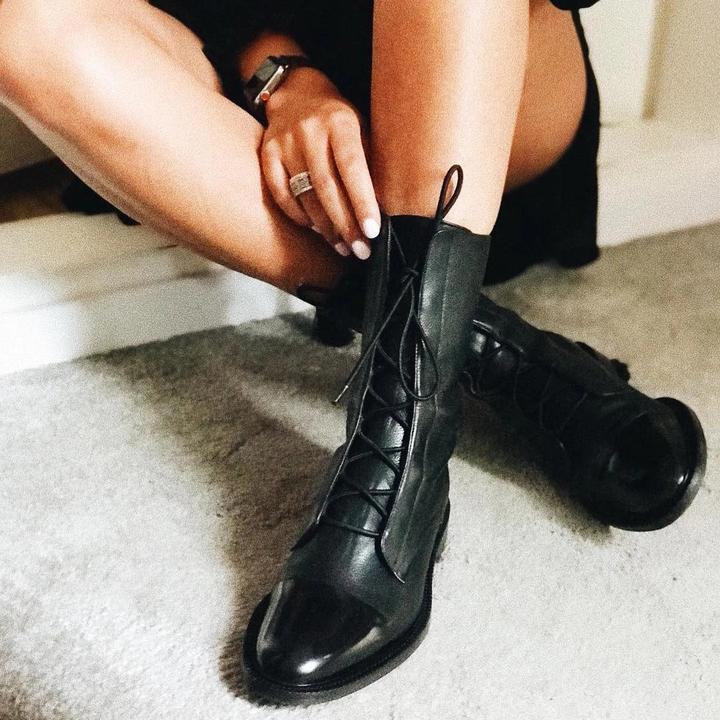 Chaussures à talons hauts Danoir Paris Harper, bottes de qualité supérieure en cuir noir, élégantes et modernes.