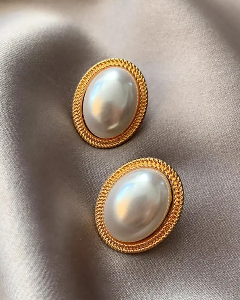 Radiance Oval Pearl Studs Danoir Paris