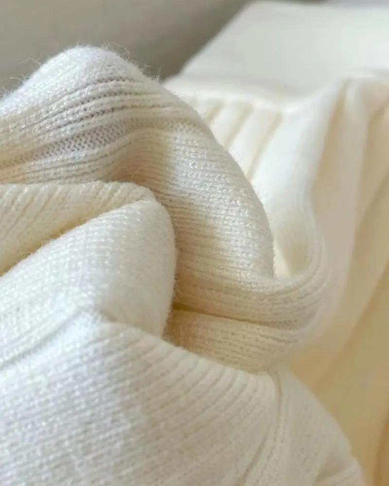 Oxford Pleated Wool Mini Old Money Women