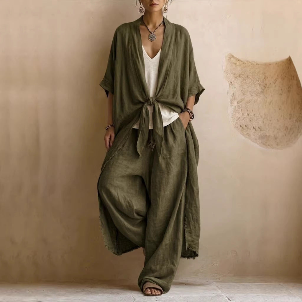 Ensemble deux pièces en lin oversize Kimono et pantalons larges de Danoir Paris, vêtement décontracté en tissu léger.
