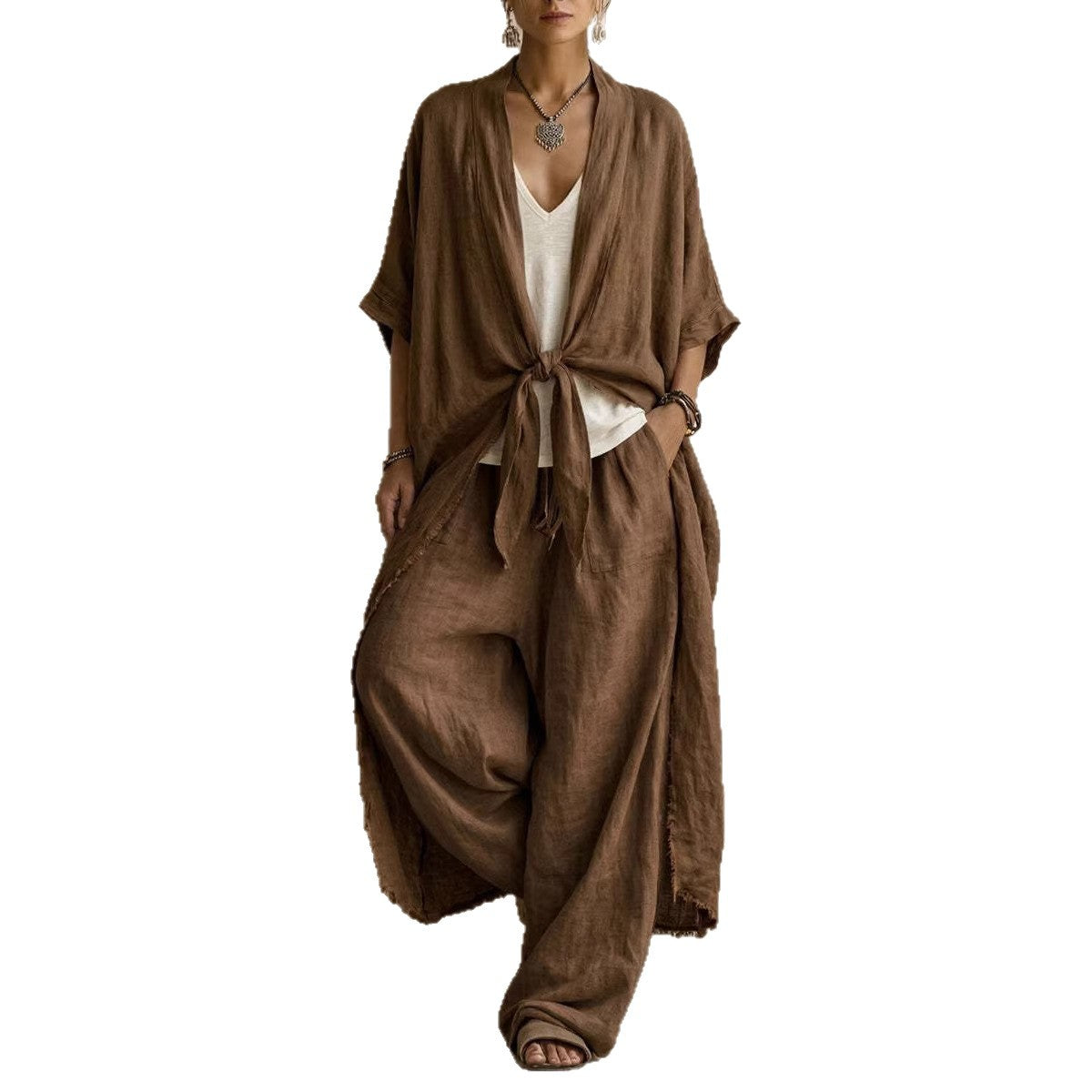 Ensemble deux pièces Kimono en lin oversize et pantalon large de Danoir Paris, tissus légers et élégants, mode décontractée.