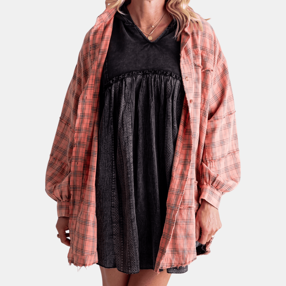 Chemise en flanelle à ourlet brut pour femmes, blouse longue à coupe oversize