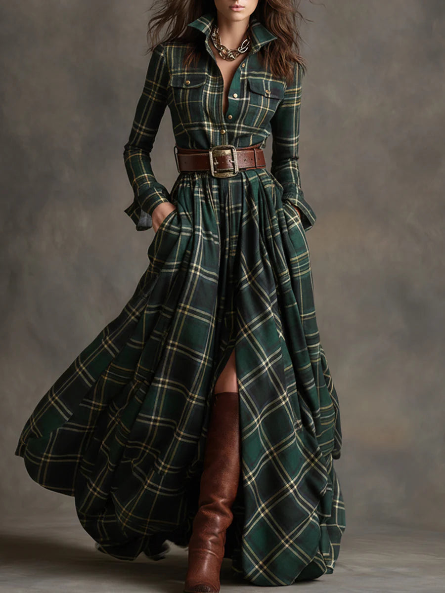 Robe longue à carreaux rouge et marron de style rétro ethnique avec ceinture, par Danoir Paris, vue en détail sur le tissu et le col.