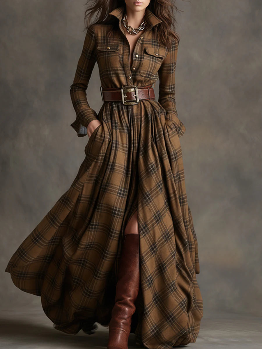 Robe longue à carreaux rouge et marron Danoir Paris, style rétro ethnique avec col à revers et ceinture en tissu.