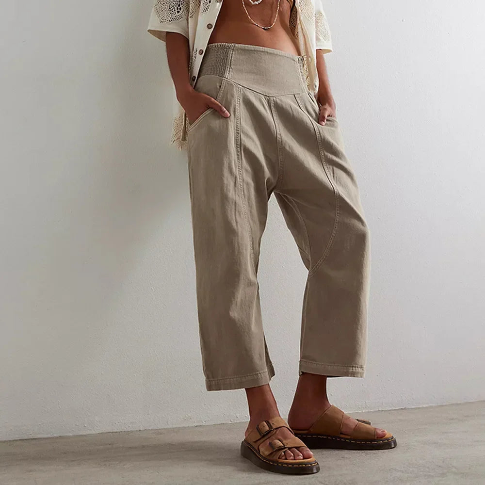 Pantalon Camille noir de Danoir Paris, coupe élégante et confortable, vue de face sur fond blanc.