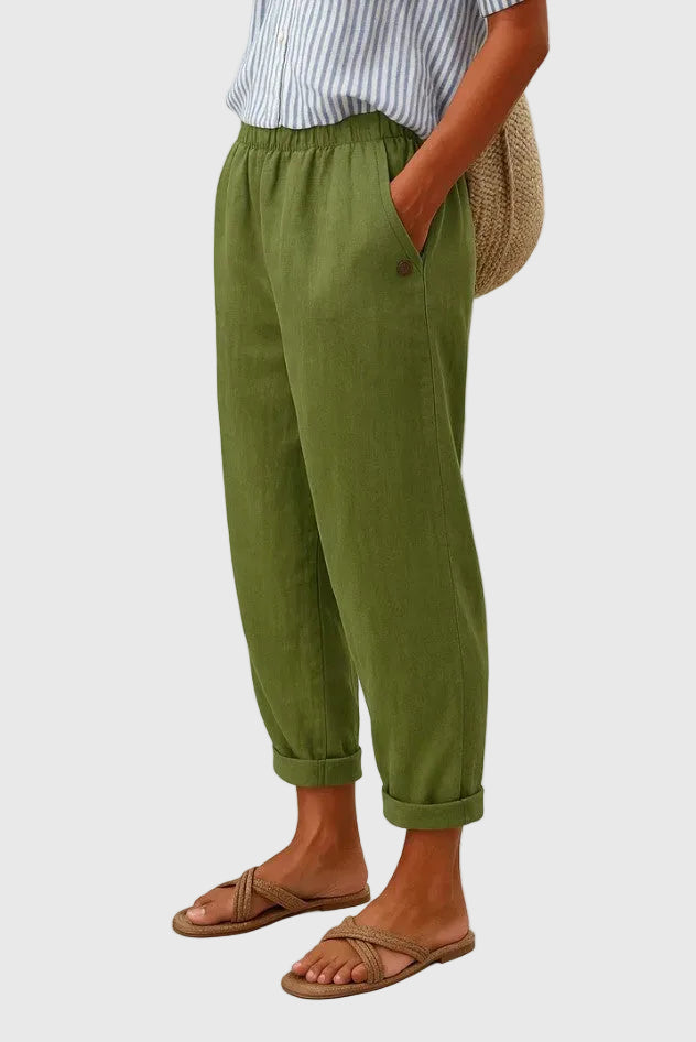 Pantalon chic et confortable Samantha de Danoir Paris, coupe élégante et tissu doux, visible en gros plan.