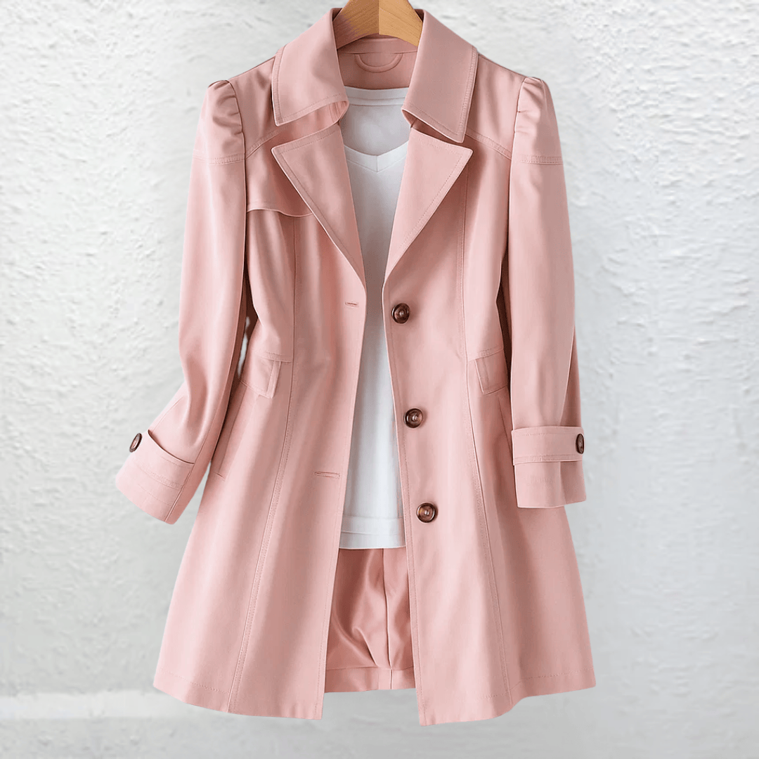 Manteau d'été vintage élégant Olivia par Danoir Paris, vue de face avec détails du style rétro et finition soignée.