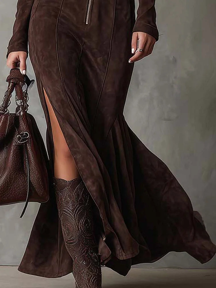 Robe longue marron avec ceinture Danoir Paris, style vintage, fermeture éclair devant, tissu fluide, idéale pour une tenue élégante.