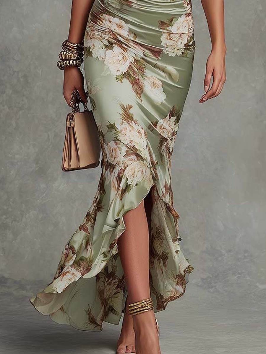 Robe longue asymétrique en satin à volants floraux verts, encolure en V et manches cloche