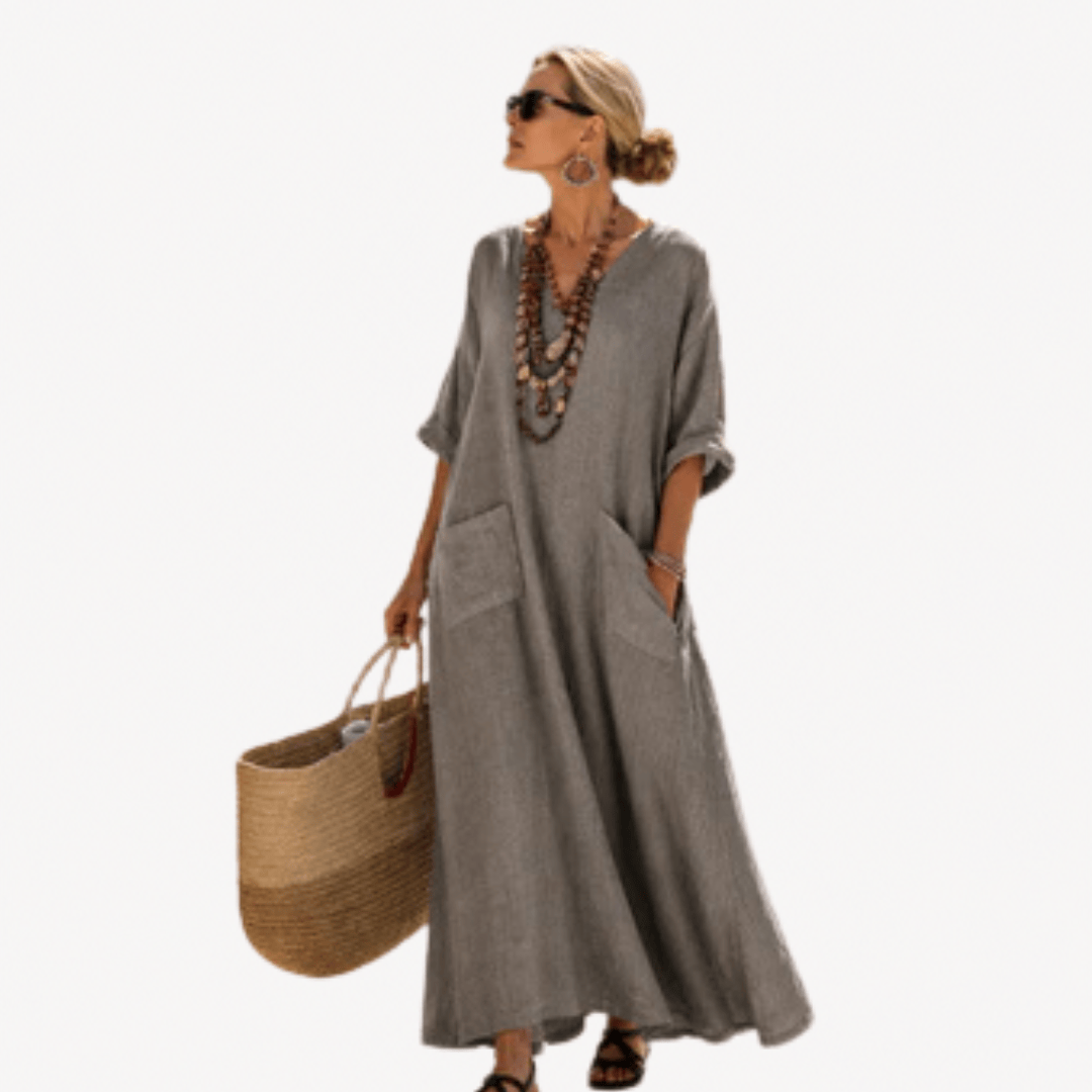 Caftán long Danoir Paris en tissu léger avec motifs colorés, porté sur mannequin, style élégant et confortable.