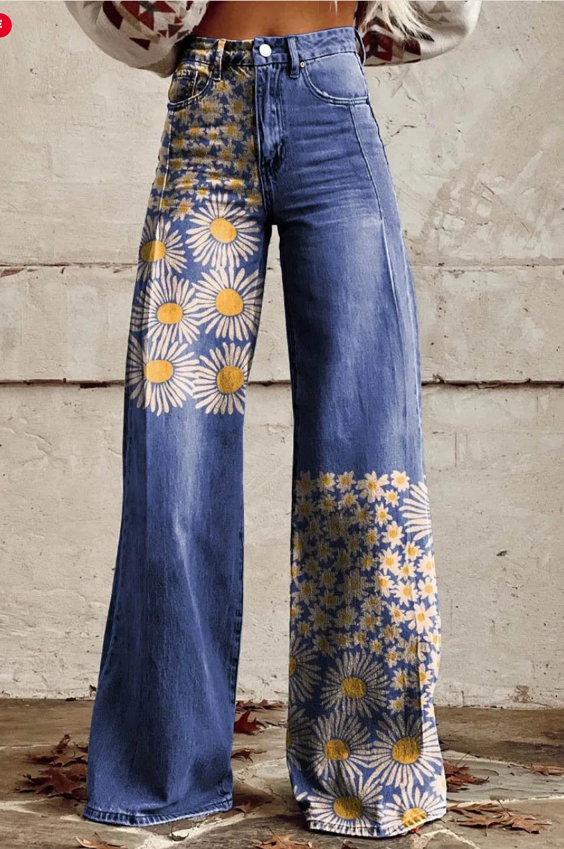 Pantalon floral décontracté et élégant Azly par Danoir Paris, coupe confortable avec motif floral coloré.