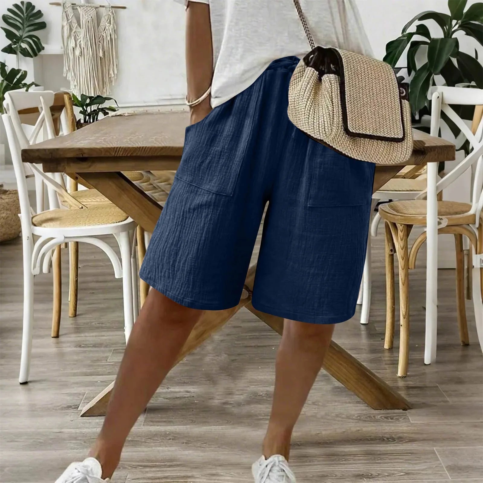 Shorts en coton lin Sienna de Danoir Paris, tissu léger et confortable, couleur naturelle, vue de face sur fond blanc.