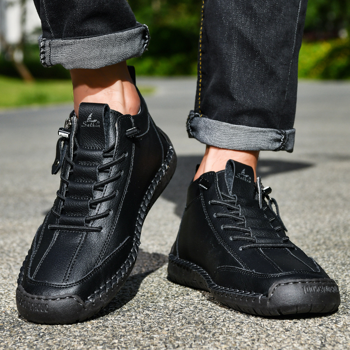 Chaussures en nabuk Danoir Paris pour homme avec fermeture zip, élégantes et confortables, vue de face sur fond neutre.