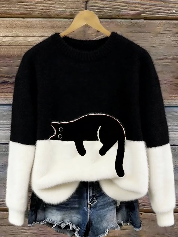 Sweat femme Danoir Paris avec motif de chat, coton doux et confortable, à manches longues et design moderne.