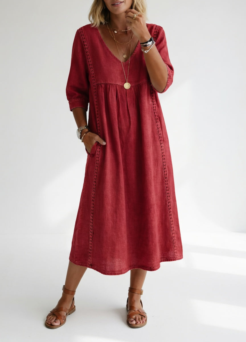 Robe midi fluide décontractée élégante Lioréa™ de Danoir Paris, en tissu rouge avec coupe confortable et style sophistiqué.