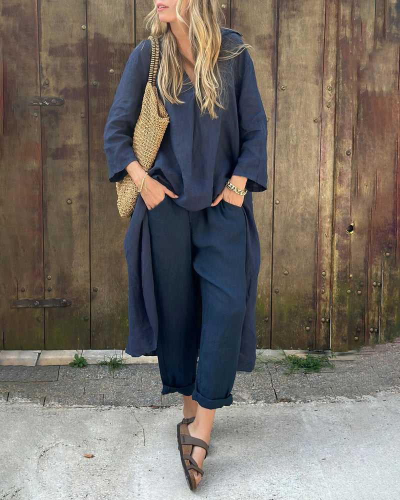 Ensemble chic et confortable Danoir Paris en tissu bleu marine, adapté pour tailles S à 38, vue de face.