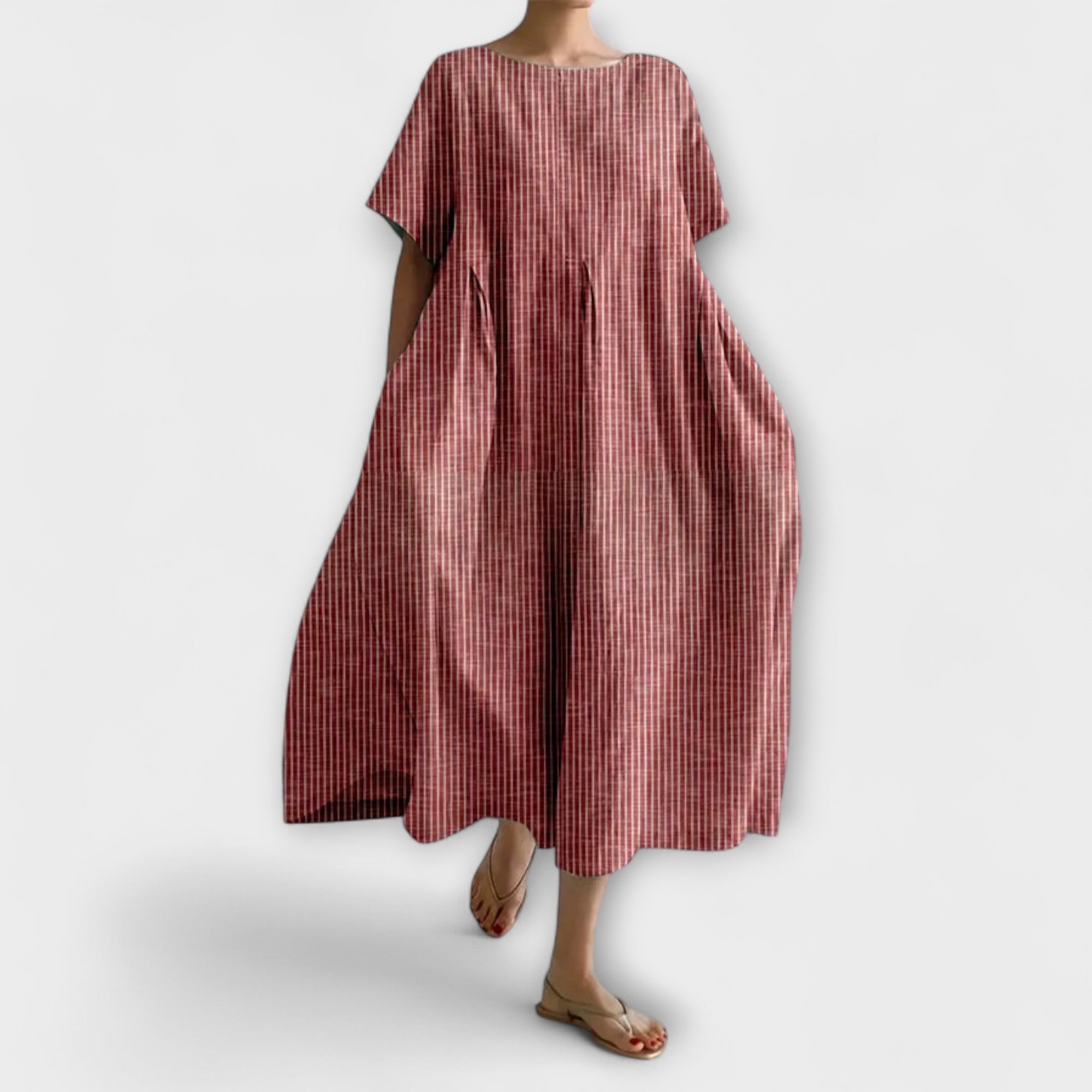 Robe décontractée Andrea de Danoir Paris, tissu léger et aérien, portée élégante et confortable, vue de face.