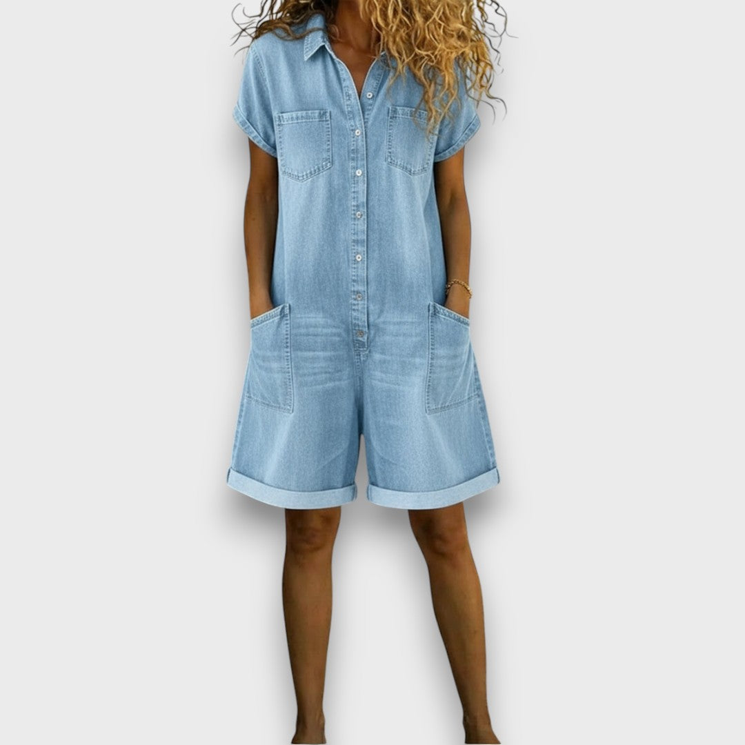 Salopette courte vintage en denim en coton Joan de Danoir Paris, avec détails en jean et coupe décontractée.