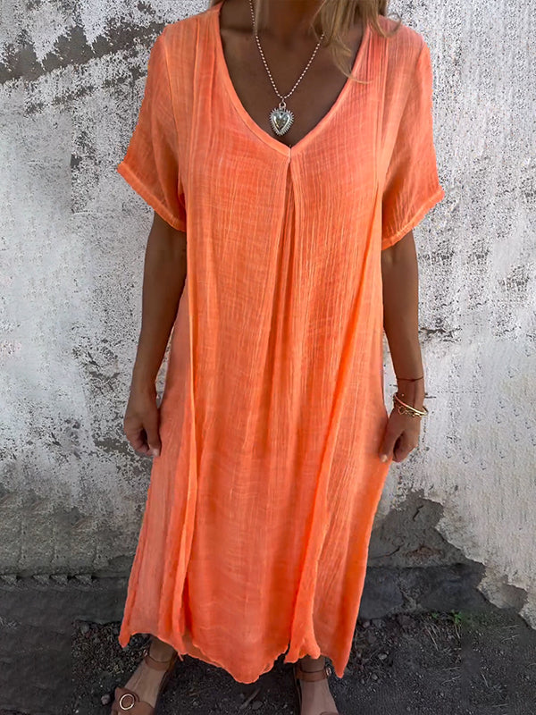 Robe écologique Malaga de Danoir Paris, élégante avec coupe fluide et tissu respectueux de l'environnement, en situation portée.