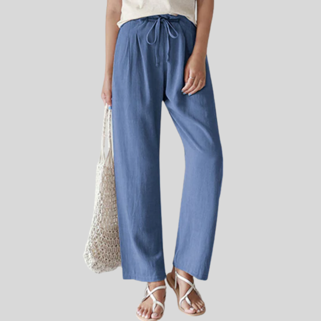 Pantalons relax Danoir Paris Vara avec corde, coupe confortable et style décontracté, en tissu léger et moderne.