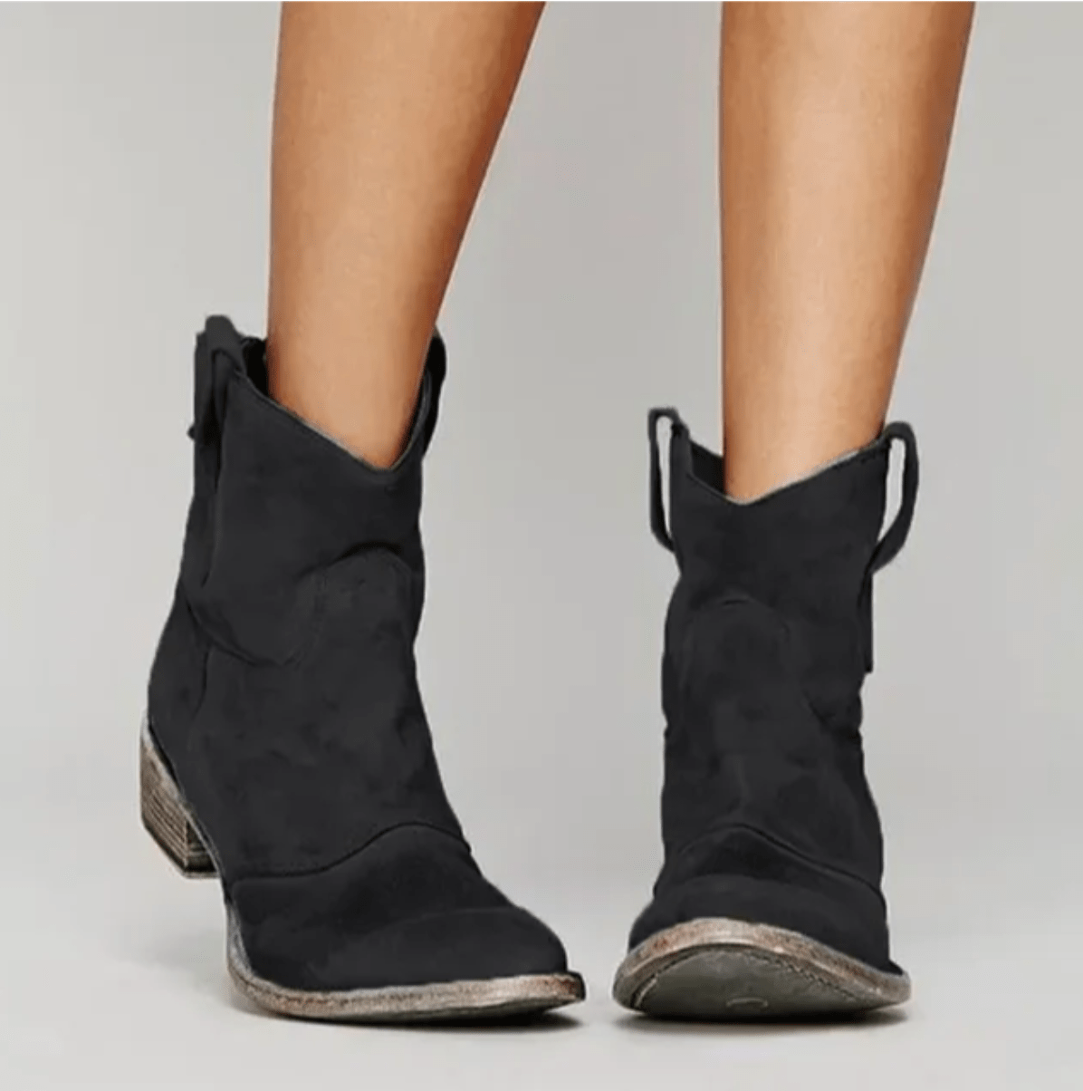 Bottes orthopédiques en daim Charlotte de Danoir Paris, couleur bleue, avec design confortable et soutien pour le pied.