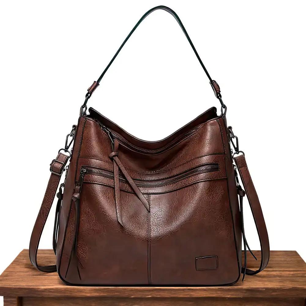 Sac Lilla Danoir Paris, sac opulent au design intemporel avec détails élégants, en cuir de haute qualité.