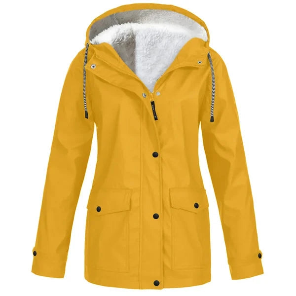 Veste élégante et polyvalente Julliete de Danoir Paris, couleur jaune, vue de face, pour femmes, tissu léger et chic.