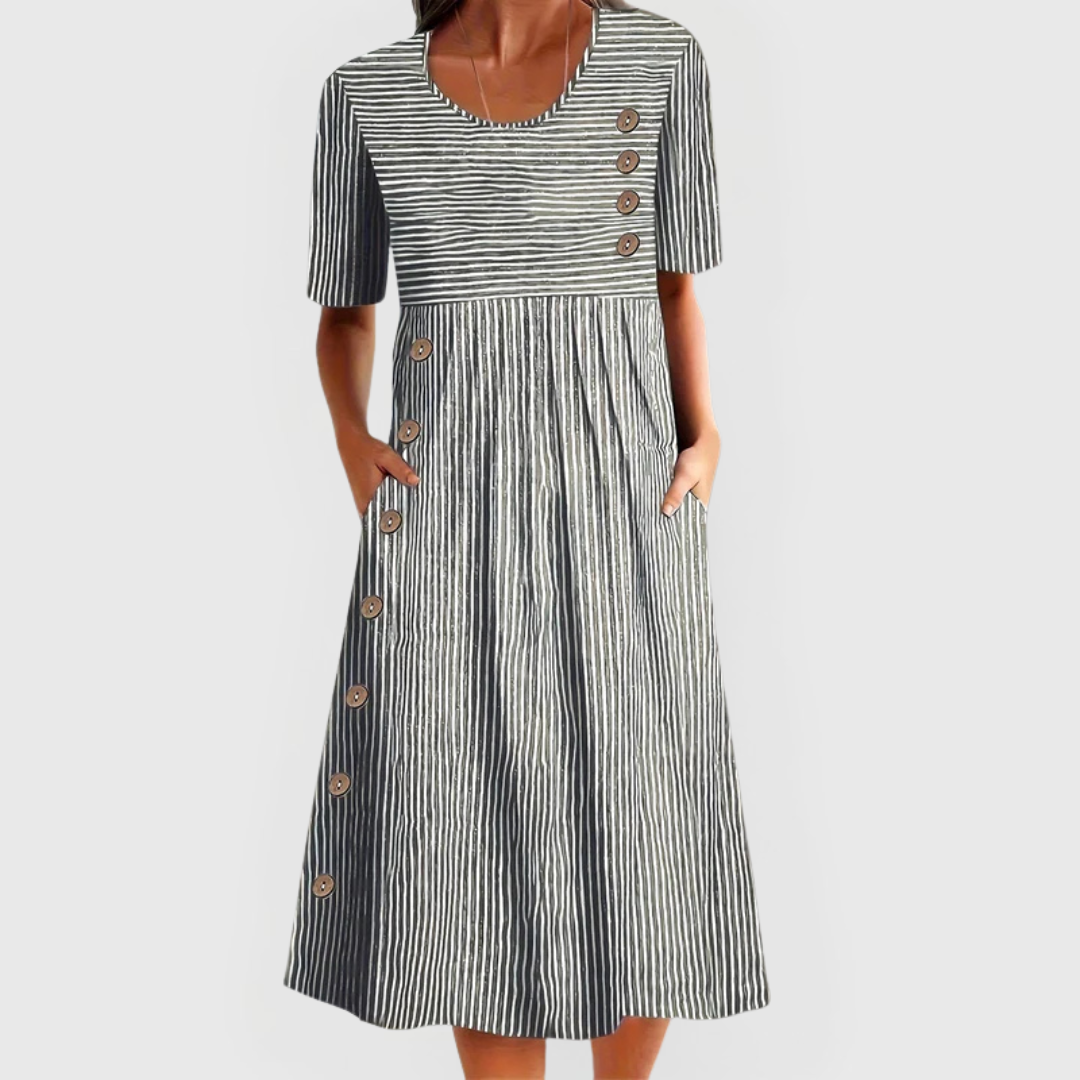 Robe midi rayée pour femmes de Danoir Paris, modèle Jarna, en tissu bleu avec motif à rayures, longueur mi-mollet.