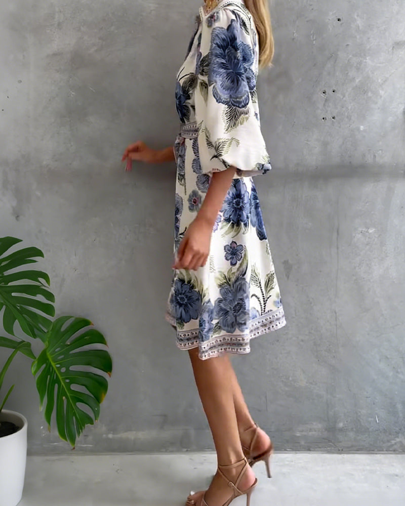 Robe Danoir Paris manches lanternes, col cranté, imprimé floral, robe élégante pour femme, vue de face.