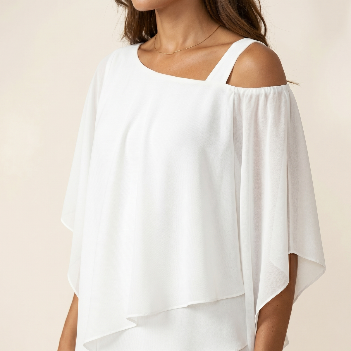 Ensemble femme Gloria™ Danoir Paris en tissu fluide et respirant, blanc, léger et confortable pour un look élégant.
