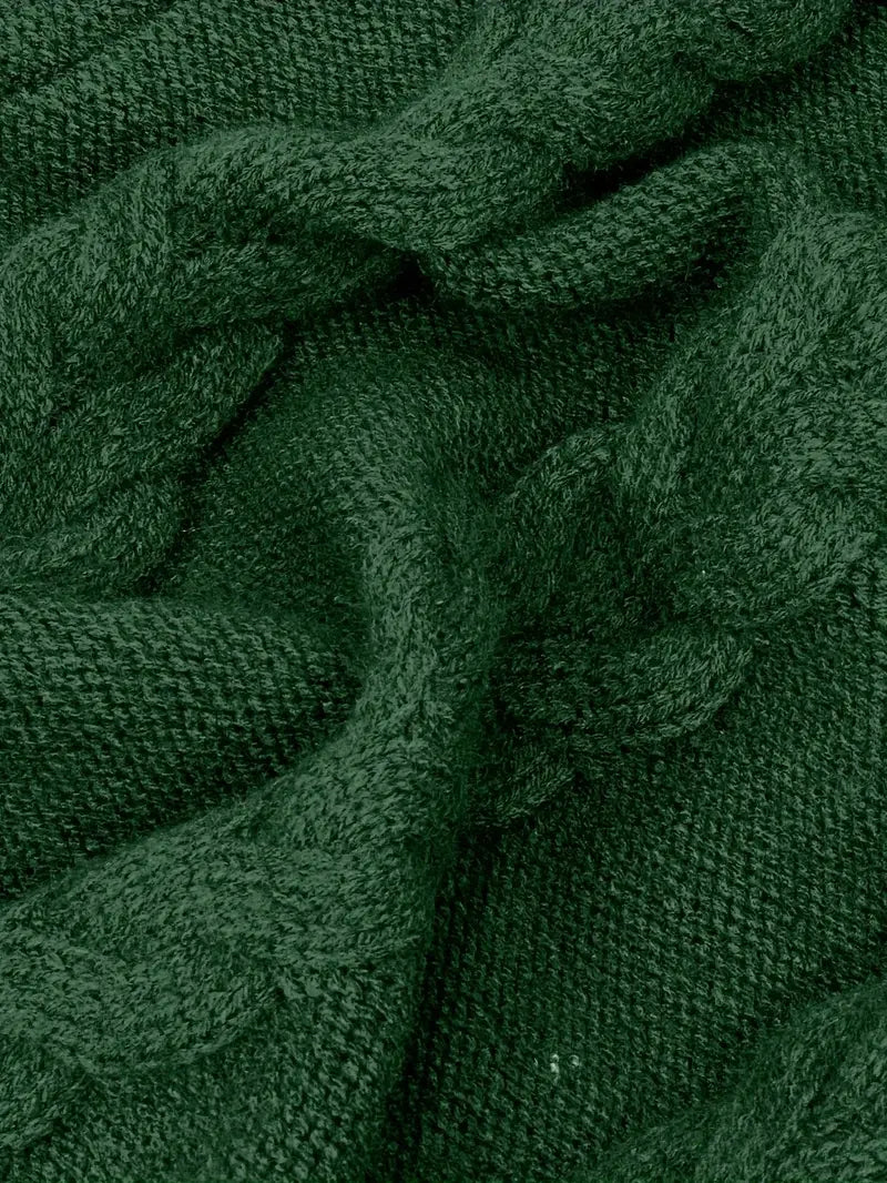 Robe turtleneck élégante de Danoir Paris, modèle Narda, en tissu fluide avec coupe sophistiquée, couleur neutre.