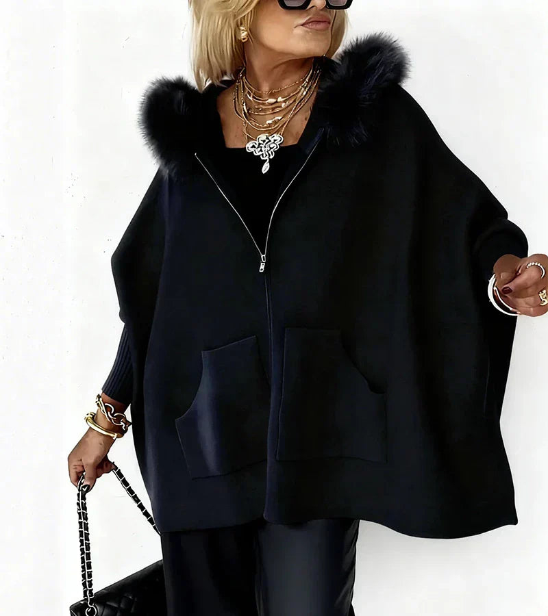 Manteau chic en fourrure Arabelle de Danoir Paris, élégant et chaud, avec doublure en tissu et détails sophistiqués.