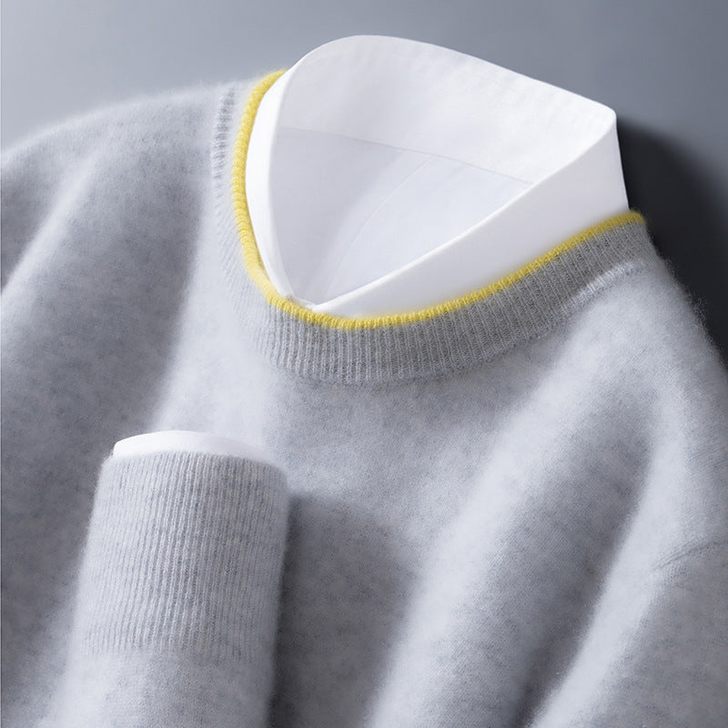 Pull en cachemire élégant Bennett de Danoir Paris, en couleur neutre, avec col rond et finition raffinée.