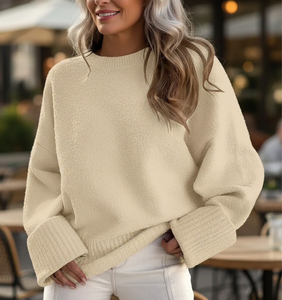 Pull doux et élégant de la marque Danoir Paris, modèle FR1326, en tissu confortable et style raffiné.