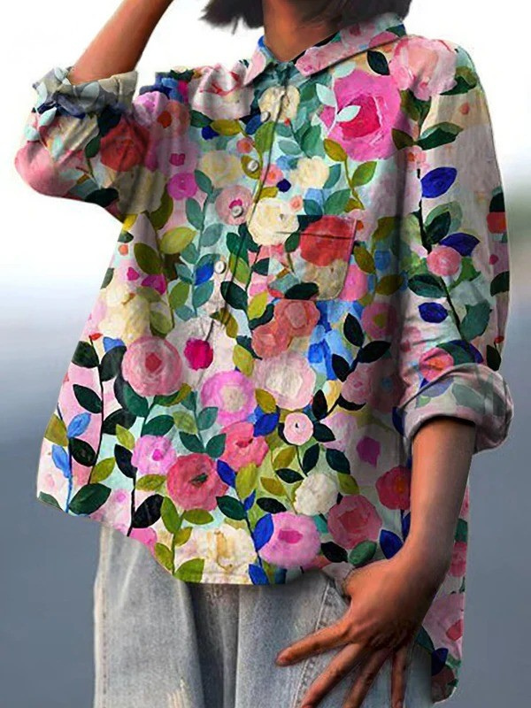 Chemise décontractée Leah de Danoir Paris avec imprimé printanier multicolore, style confortable et tendance pour le printemps.