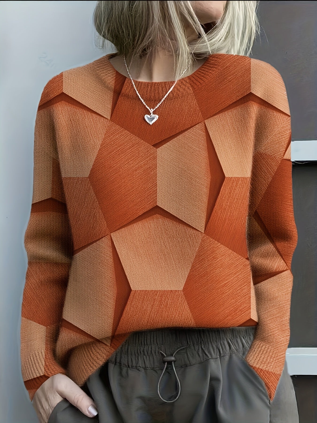 Sweat géométrique artistique Lucia de Danoir Paris, modèle FR1519, avec motif coloré et design moderne visible sur l'image.