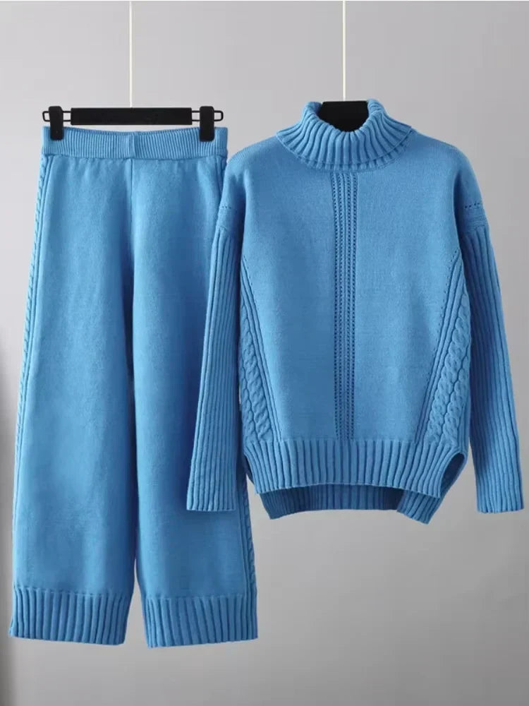 Ensemble tricoté chic Vianna de Danoir Paris, pulls et pantalon en laine douce, porté par un mannequin.