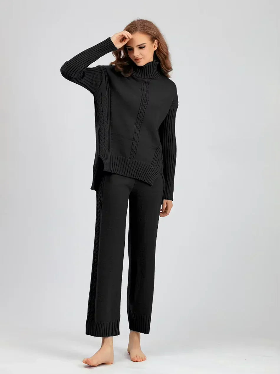 Ensemble tricoté chic Vianna de Danoir Paris, pull et pantalon en laine douce, couleur neutre, porté sur mannequin.