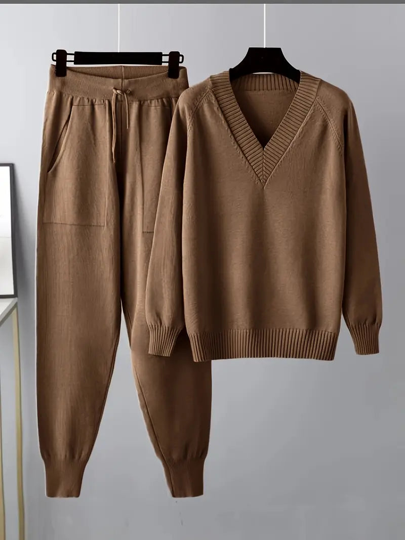 Ensemble décontracté élégant Madison de Danoir Paris, couleur beige, taille S, vue frontale.