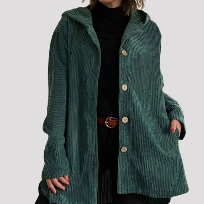 Veste en velours Isabelle de Danoir Paris, couleur Bordeaux, avec coupe confortable, vue de face sur un fond neutre.