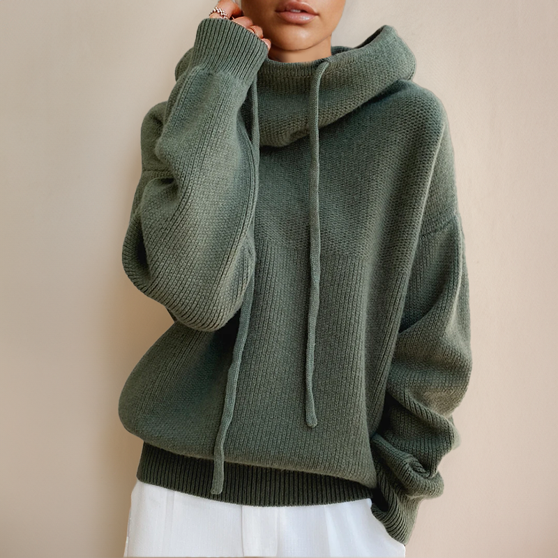 Pull à col roulé vert Danoir Paris Lena, élégant et confortable, présenté sur mannequin dans une image nette et stylée.