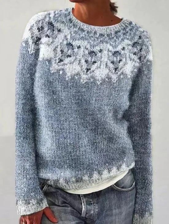 Pull vintage confortable Nina de Danoir Paris en maille douce, porté sur mannequin, style décontracté et élégant.